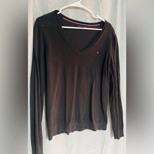 Women’s Tommy Hilfiger v-neck lightweight sweater